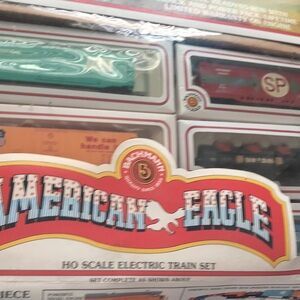 Vintage Bachmann HO scale American Eagle electric train set 100 piece